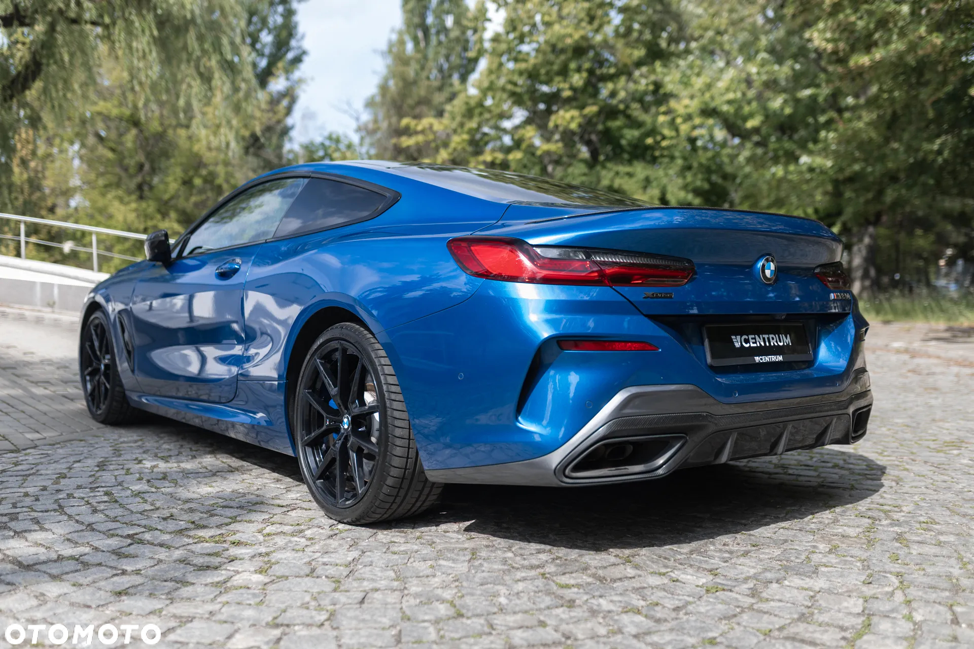 BMW Seria 8 M850i xDrive - 14