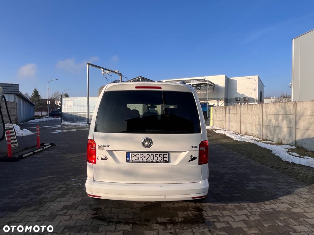 Volkswagen Caddy Highline 4Motion - 4