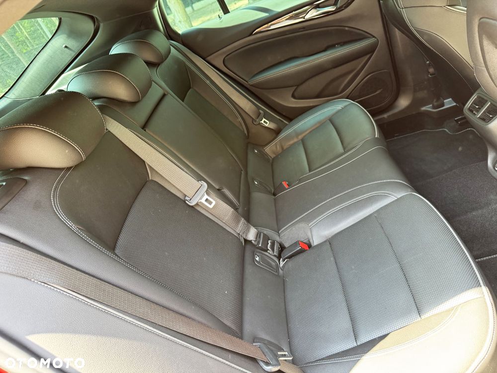 Opel Insignia 2.0 Direct InjectionTurbo GSI - 34