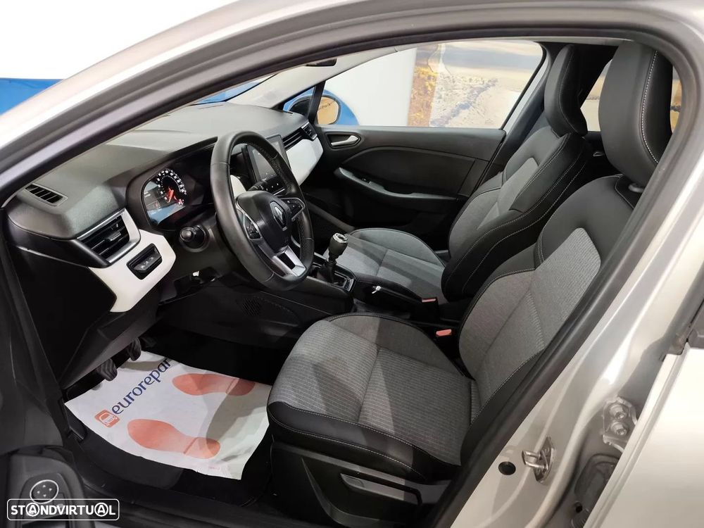 Renault Clio 1.0 TCe Intens — fotografia 12