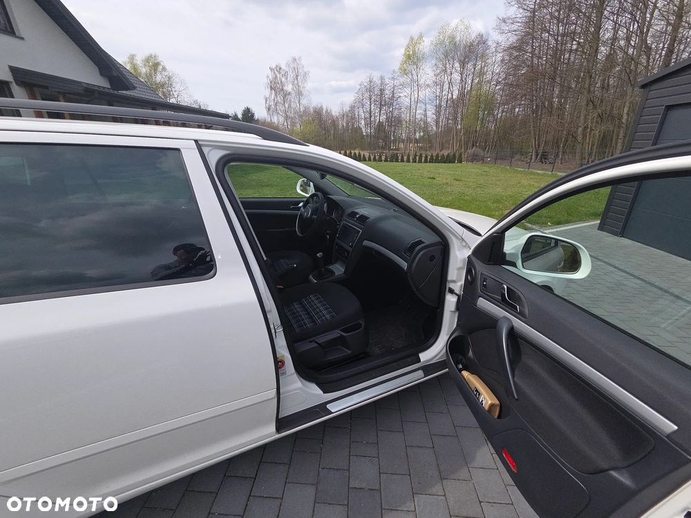 Skoda Octavia 1.6 TDI Ambiente - 5