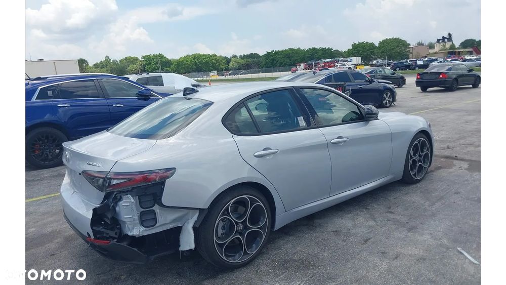 Alfa Romeo Giulia 2.0 Turbo Veloce - 3