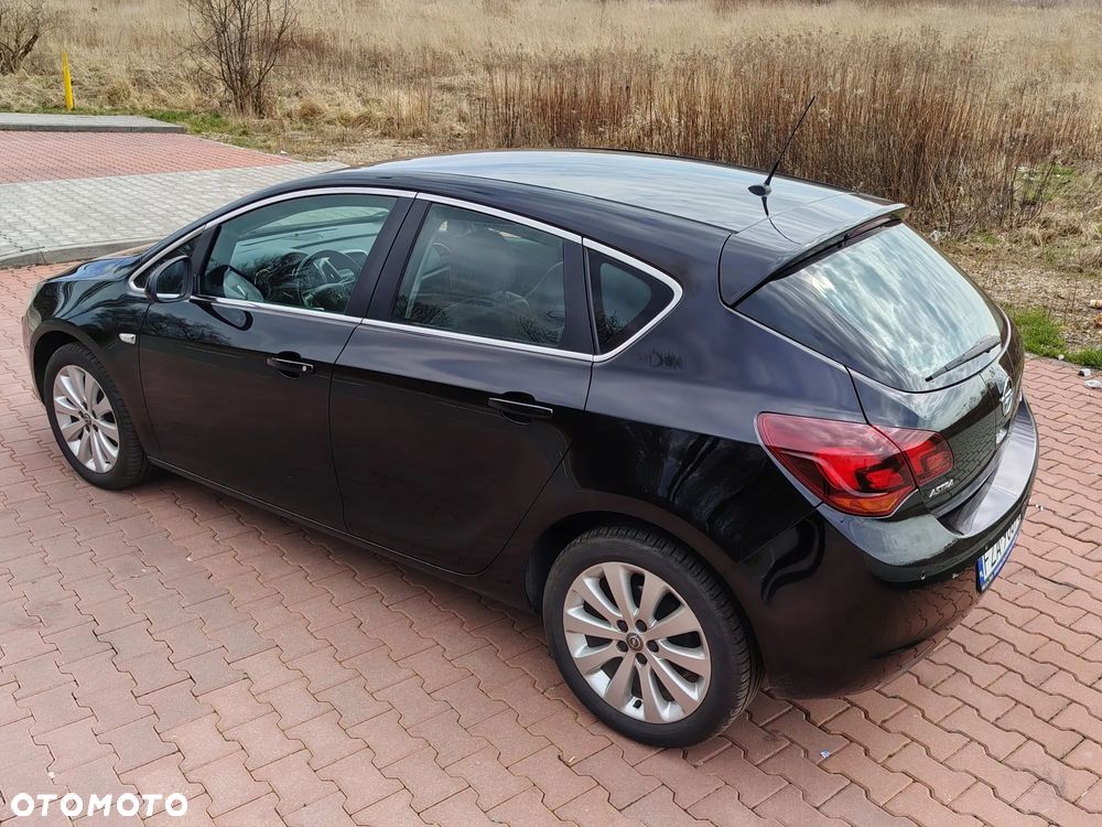 Opel Astra - 17