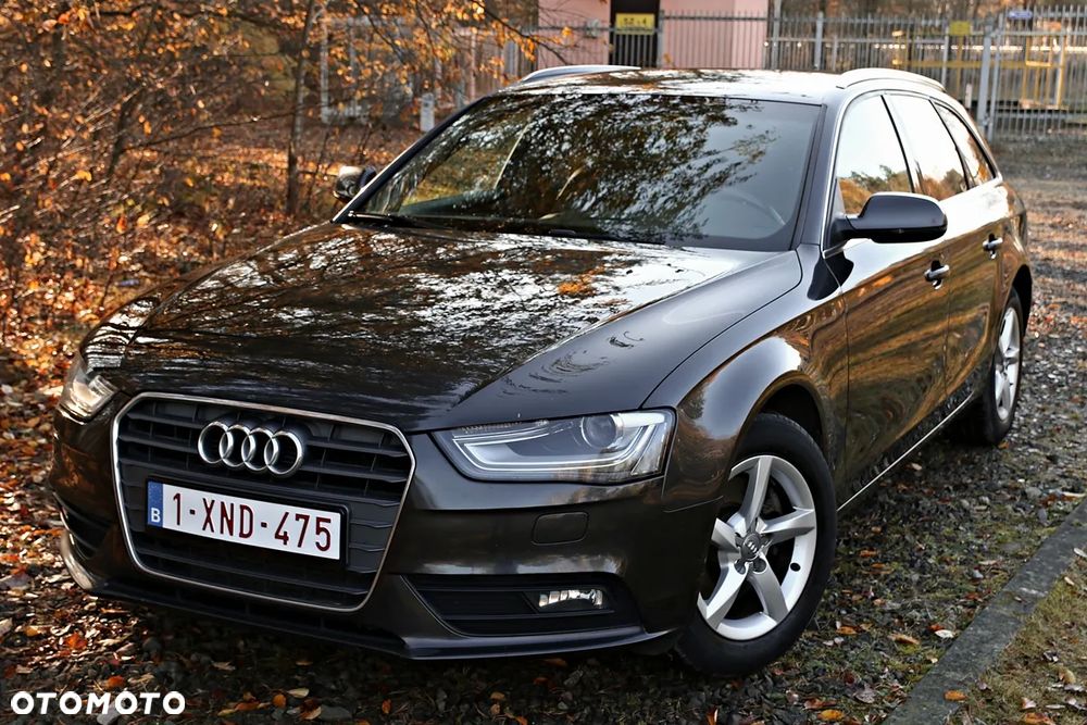 Audi A4 Avant 2.0 TDI DPF multitronic S line Sportpaket - 16