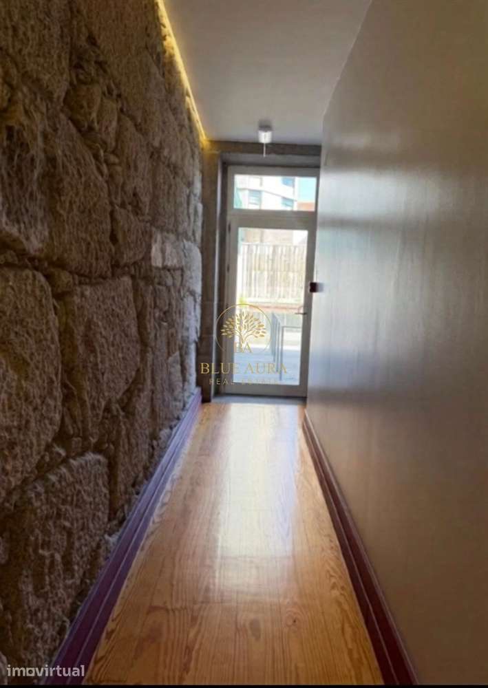 Apartamento T0 Arrendamento em Cedofeita, Santo Ildefonso, Sé, Miragai - Grande imagem: 5/7