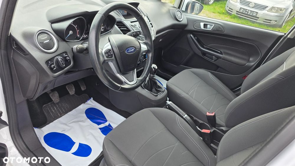 Ford Fiesta 1.25 SYNC Edition - 16