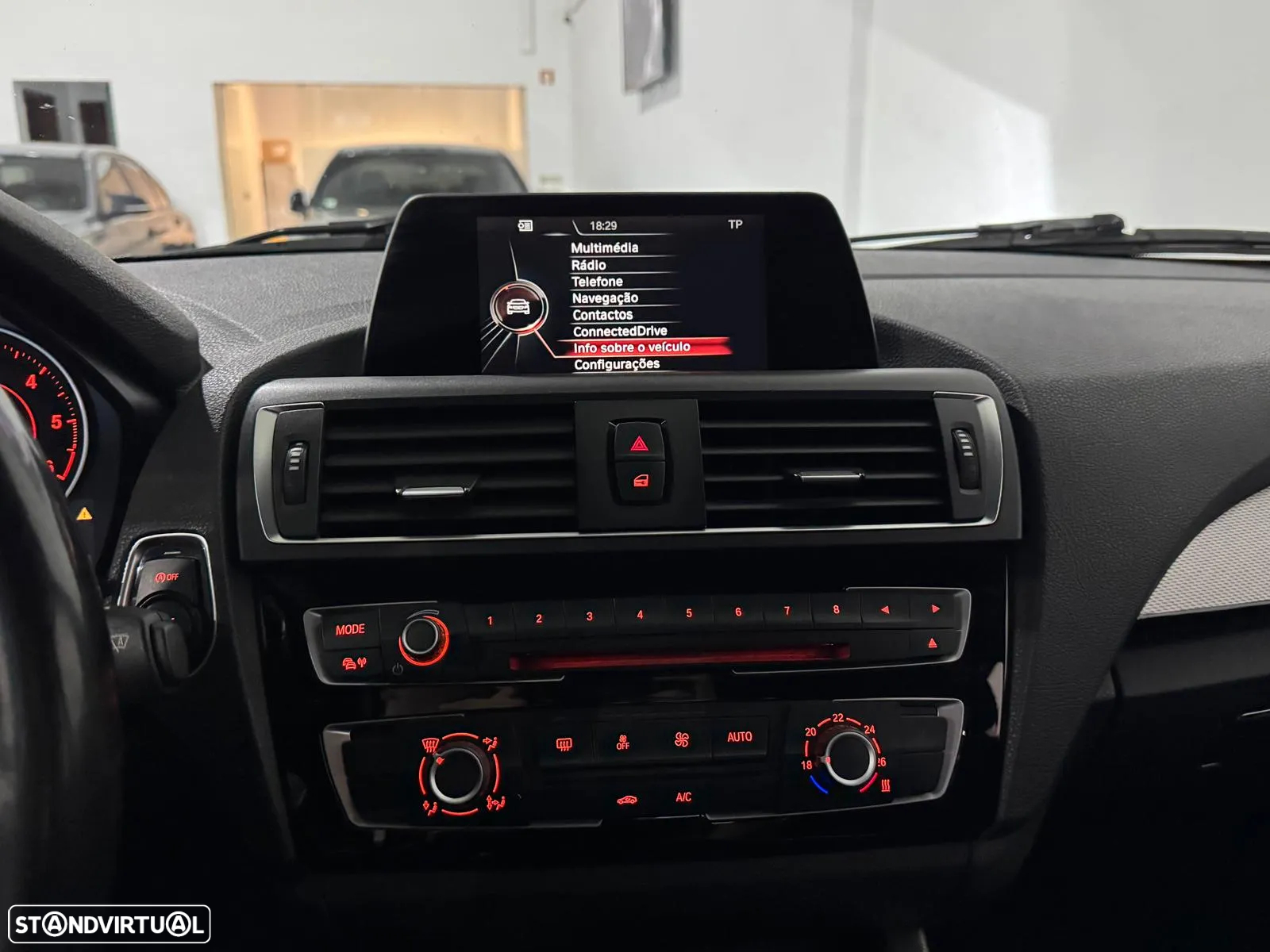 BMW 116 d Pack M - 25