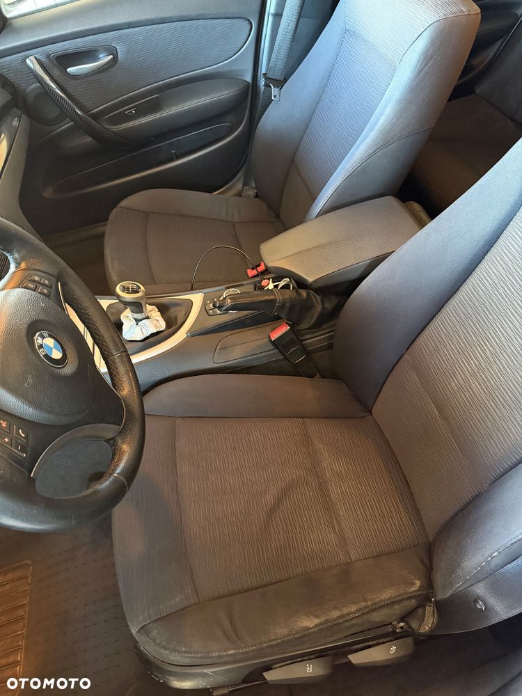 BMW Seria 1 120d DPF - 10
