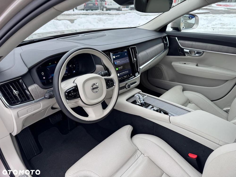 Volvo V90 Cross Country B5 B AWD Ultimate - 27