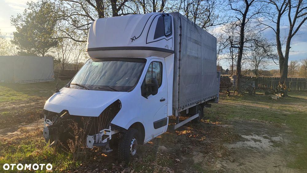 Renault Master - 1