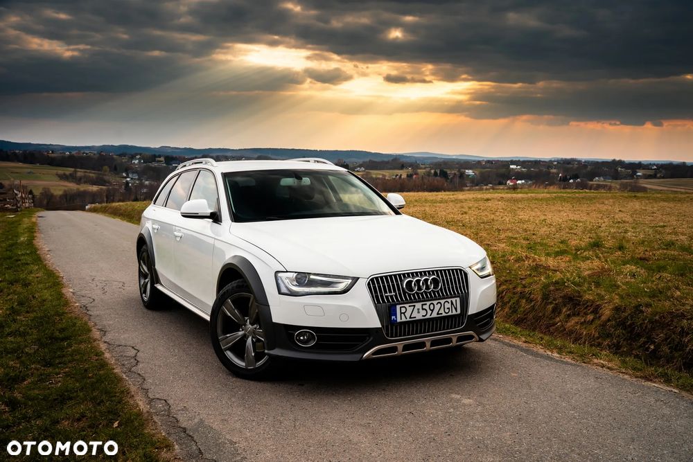 Audi A4 Allroad 2.0 TDI Quattro - 1