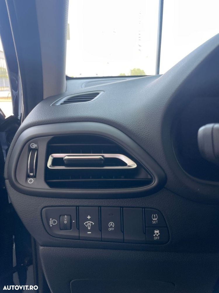 Hyundai i30 - 33