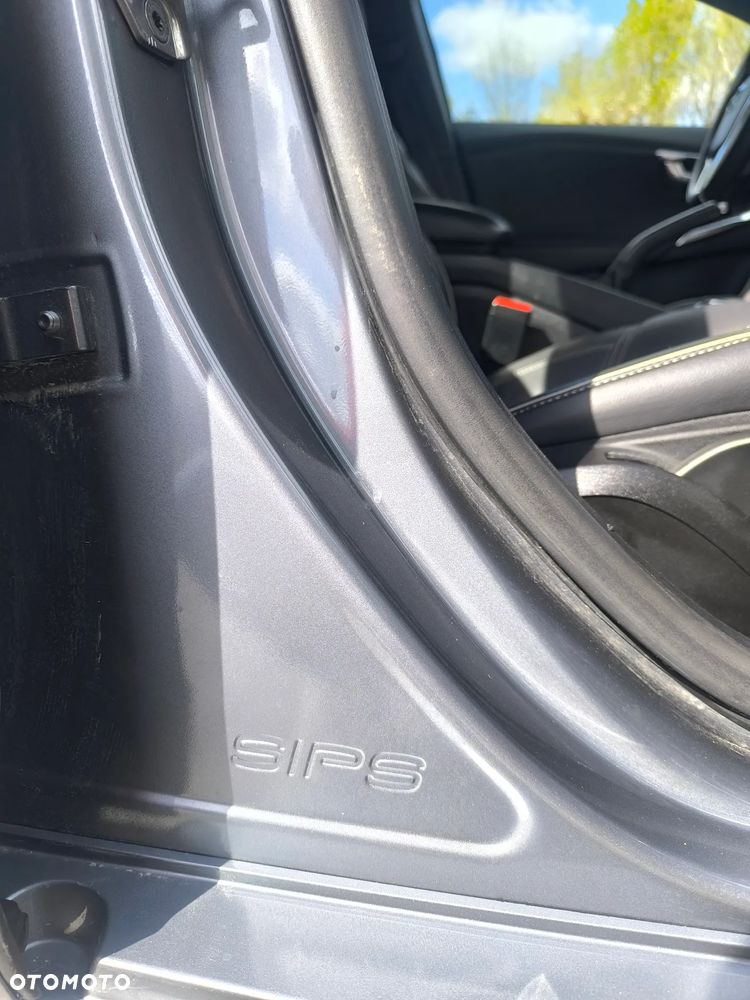 Volvo V40 D2 RDesign - 19
