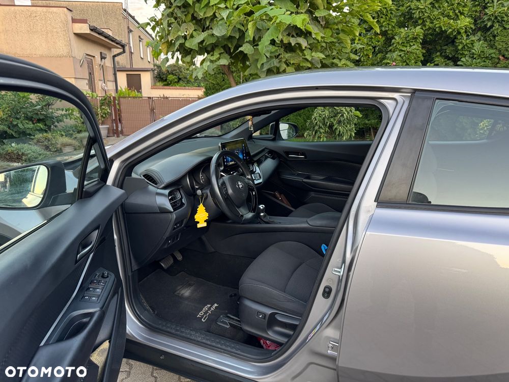 Toyota C-HR 1.8 Hybrid Comfort - 23