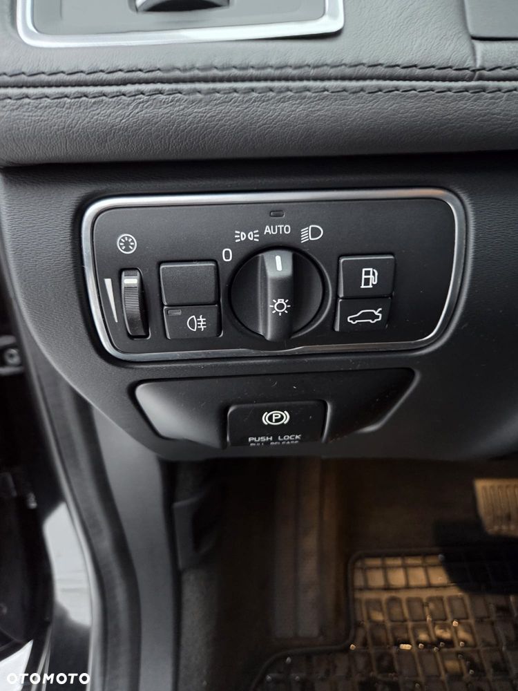 Volvo XC 60 D4 Geartronic Summum - 27