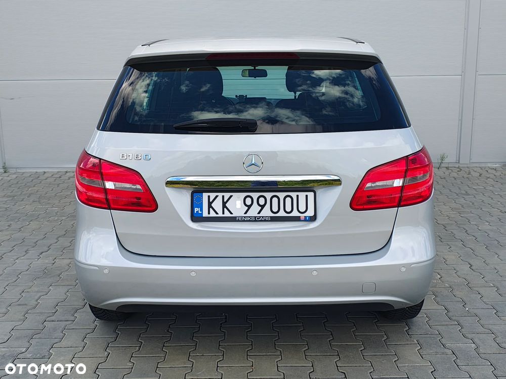 Mercedes-Benz Klasa B 180 (BlueEFFICIENCY) 7G-DCT - 10