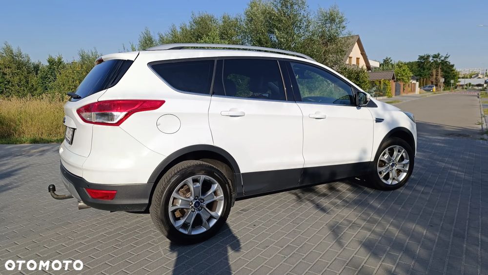 Ford Kuga - 8