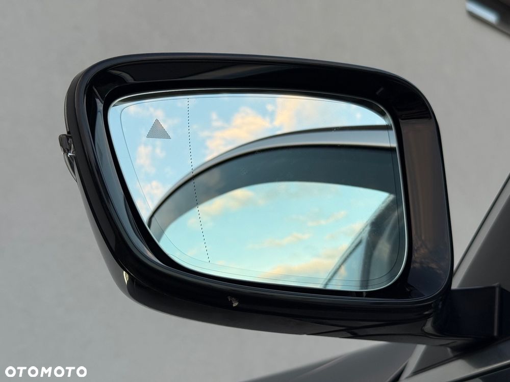 BMW Seria 3 320d xDrive - 26
