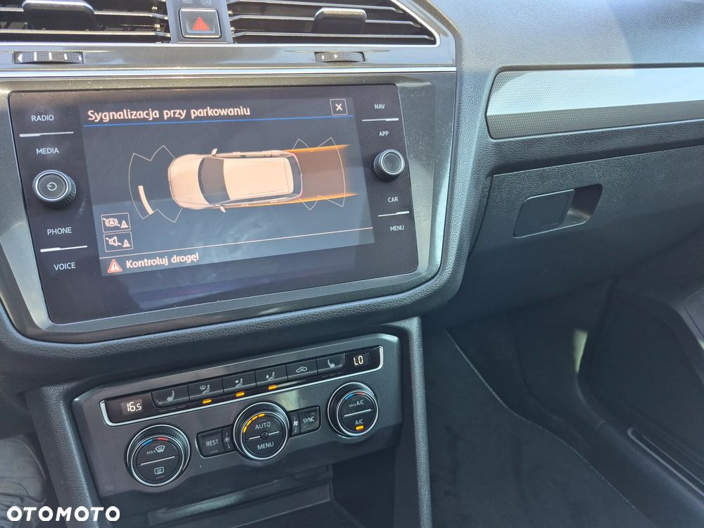 Volkswagen Tiguan 2.0 TDI SCR DSG Life - 28