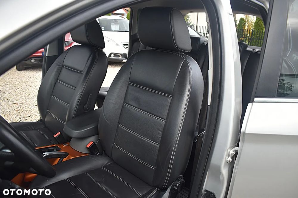 Ford Kuga 2.0 TDCi 2x4 Trend - 19