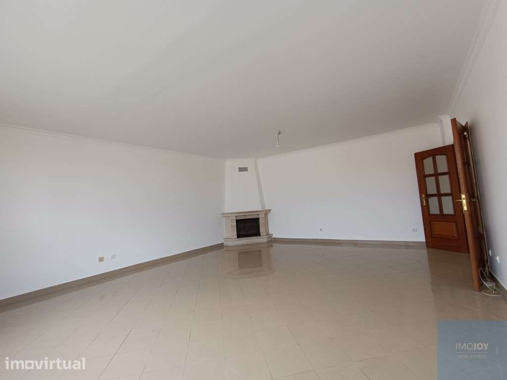 Apartamento T3 na Parede - Grande imagem: 4/45