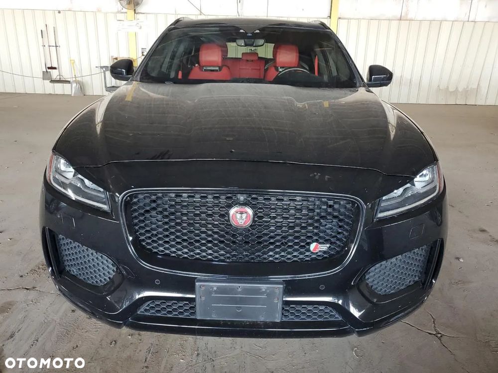 Jaguar F-Pace 3.0 V6 AWD S - 5