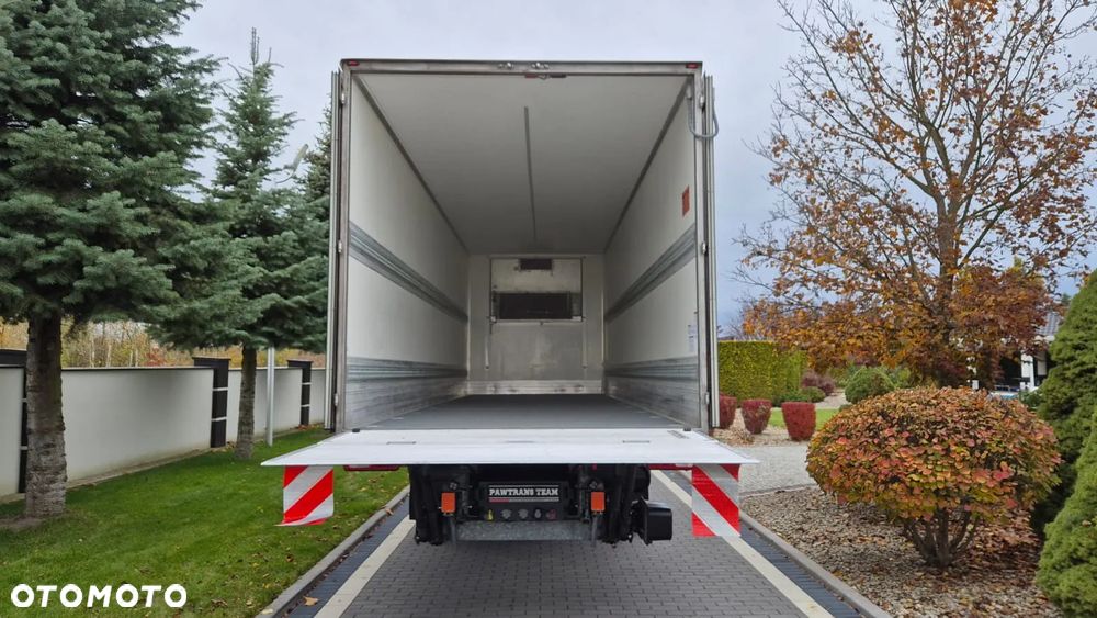 DAF XF 430/// 2022/// PRZEB: 188000 KM/// CHŁODNIA/// THERMO-KING/// WINDA/// STAN JAK NOWY! - 10