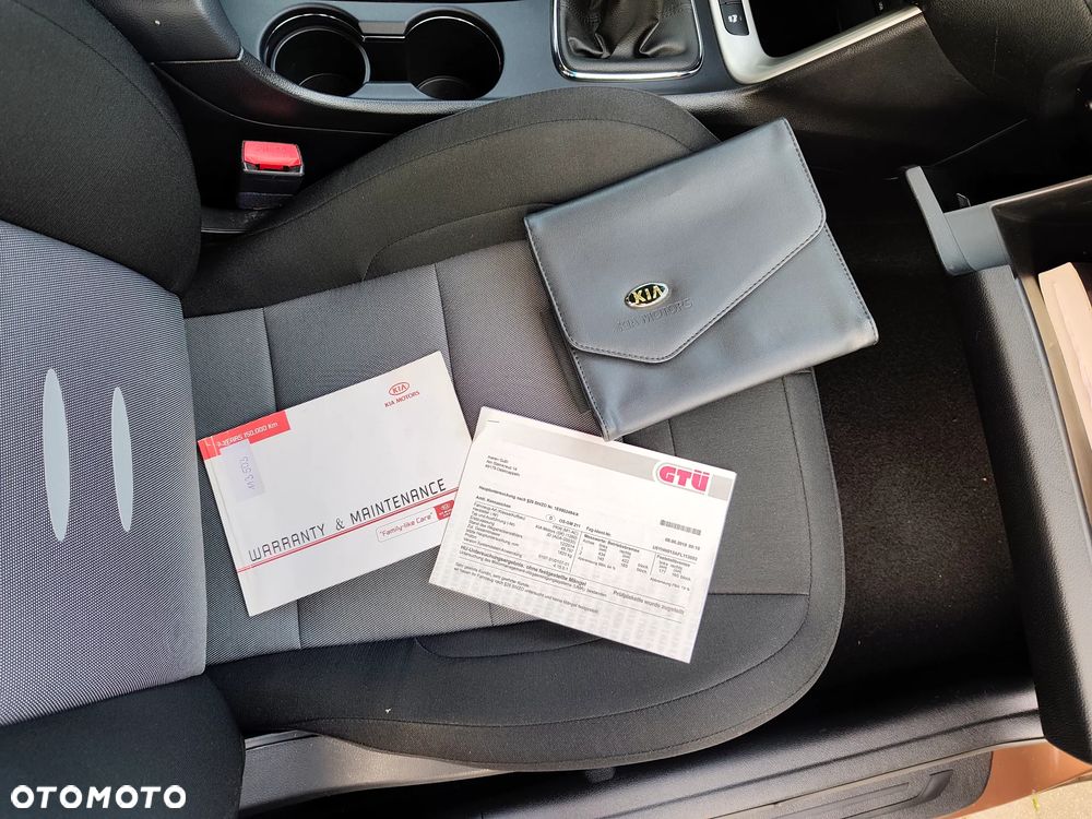 Kia Ceed - 27