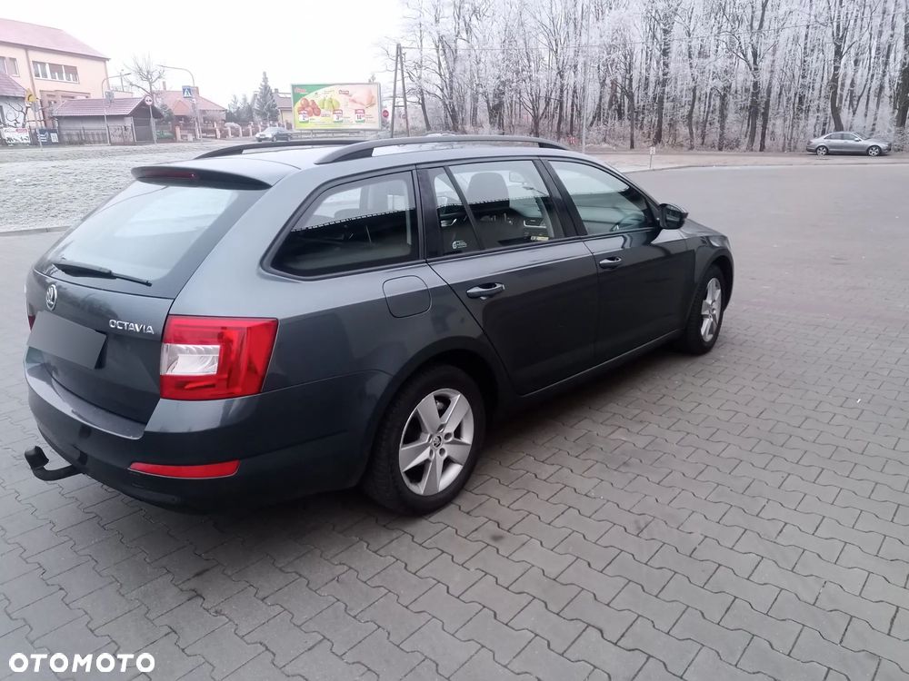 Skoda Octavia 2.0 TDI Ambition DSG - 5
