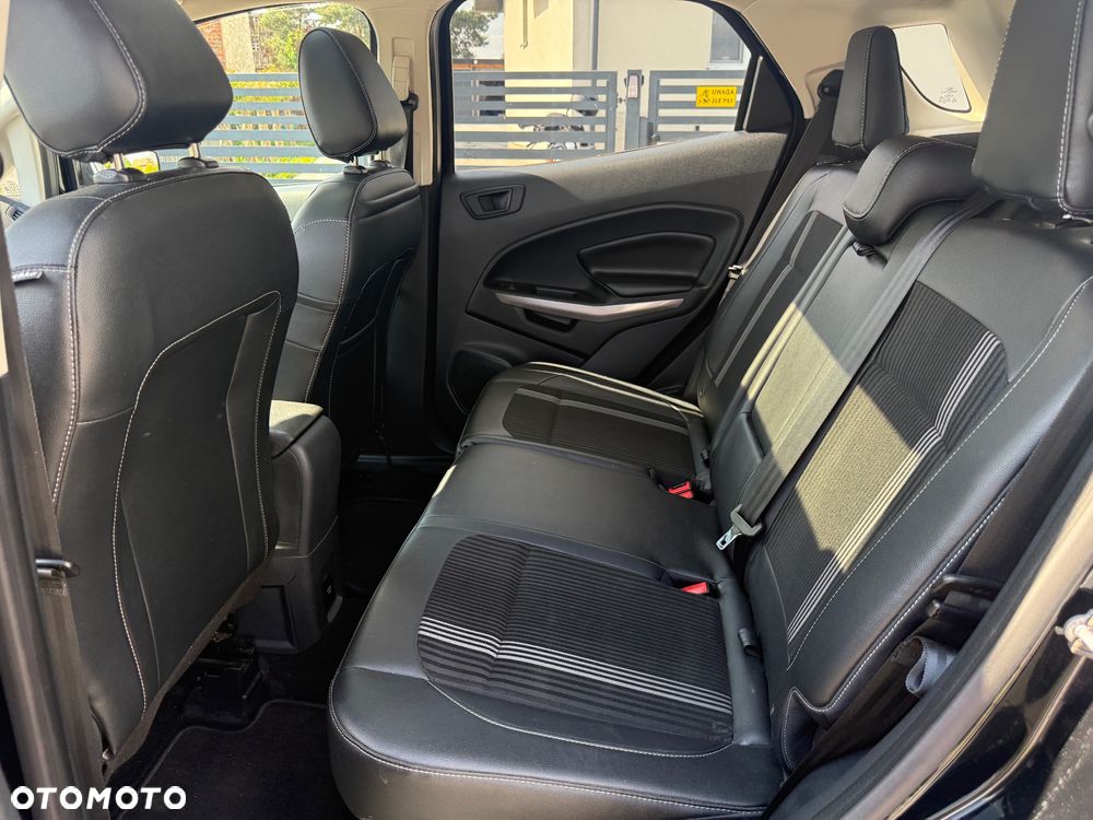 Ford Inny - 24