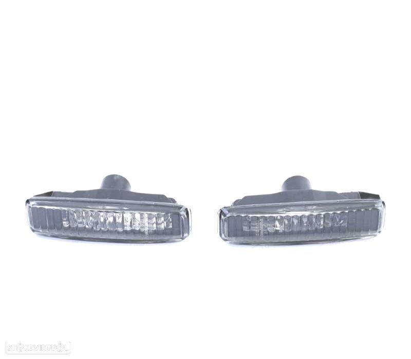 PISCAS LATERAIS E39 FUNDO PRETO - 3