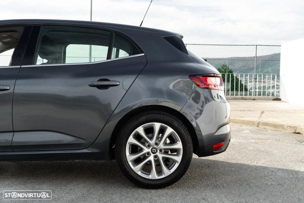 Renault Mégane 1.5 dCi Comfort SS - 32
