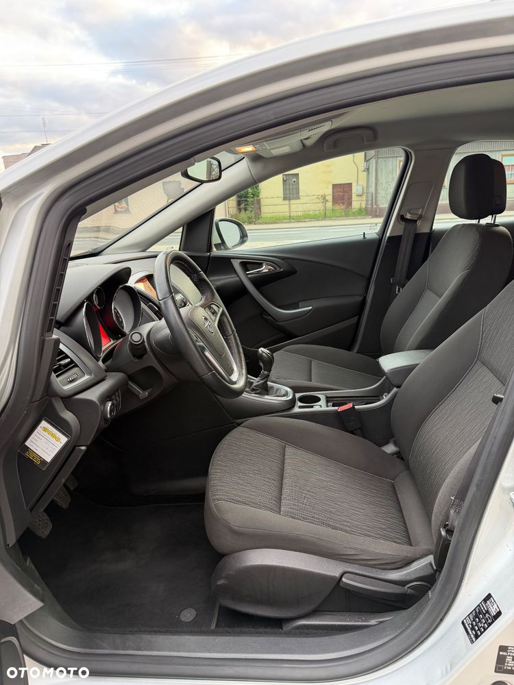 Opel Astra 1.4 T Sport - 31