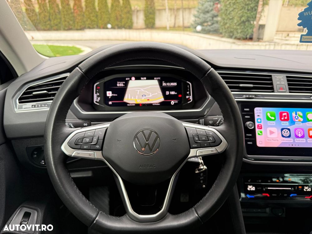 Volkswagen Tiguan - 17