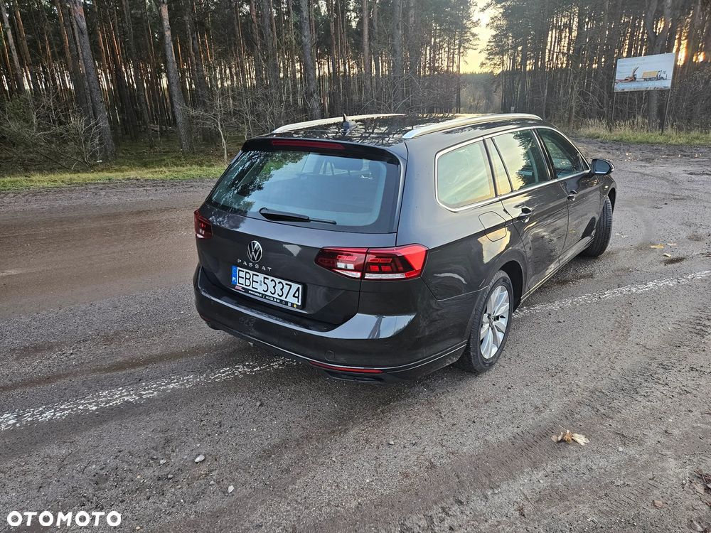 Volkswagen Passat Variant - 22