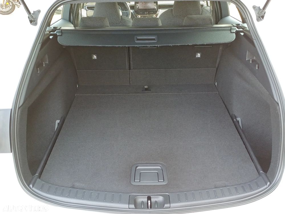 Toyota Corolla 1.8 HSD TS Eco - 7