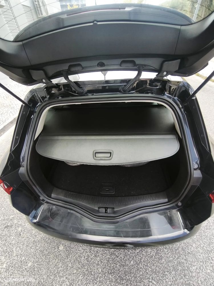 Renault Mégane Sport Tourer - 5