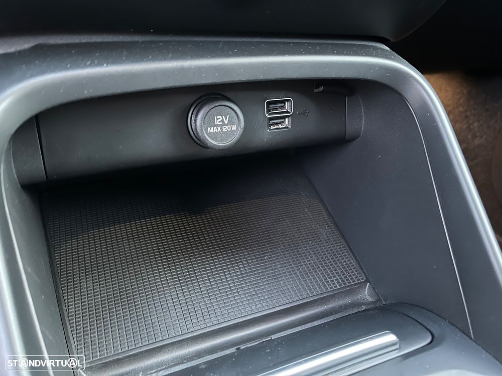 Volvo XC 40 1.5 T5 PHEV Inscription - 28