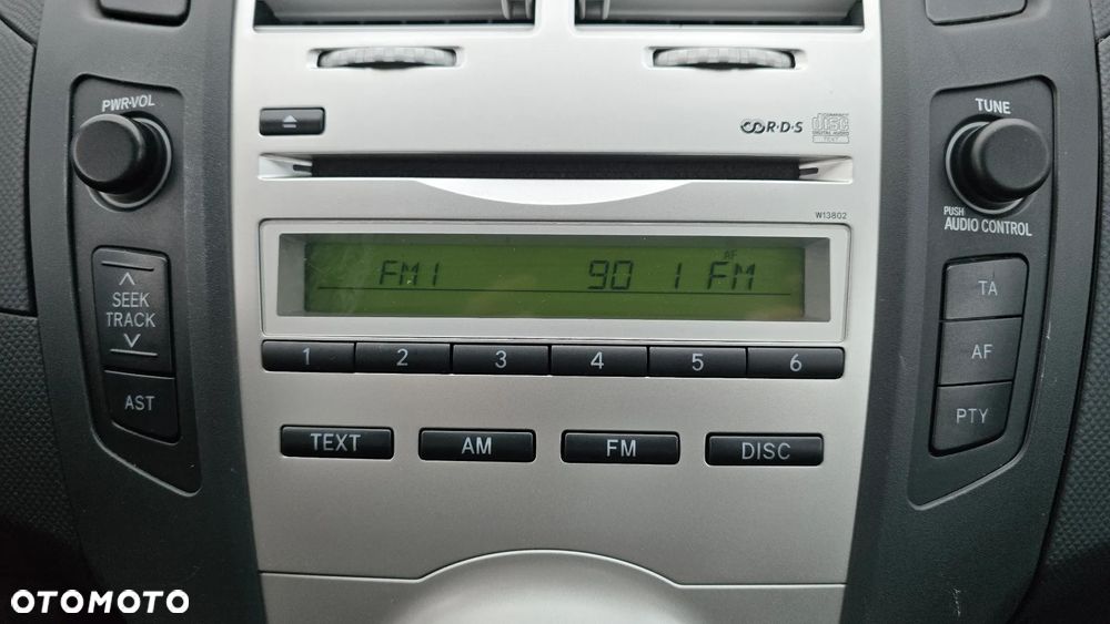 Toyota Yaris - 15