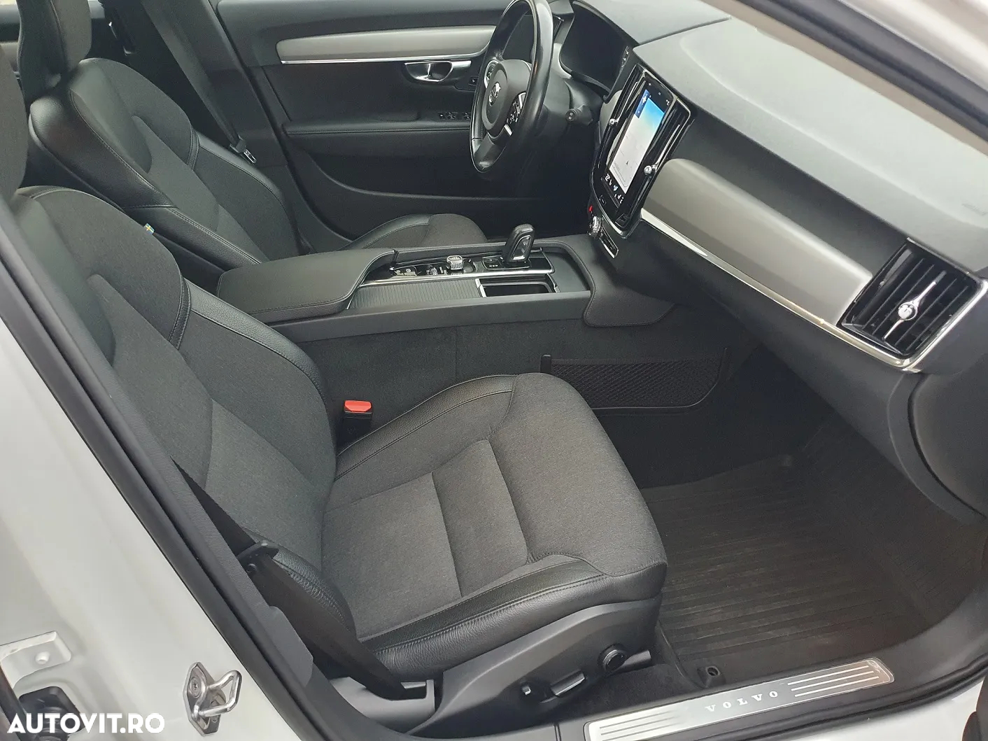 Volvo V90 V90CC D5 AWD PRO - 11