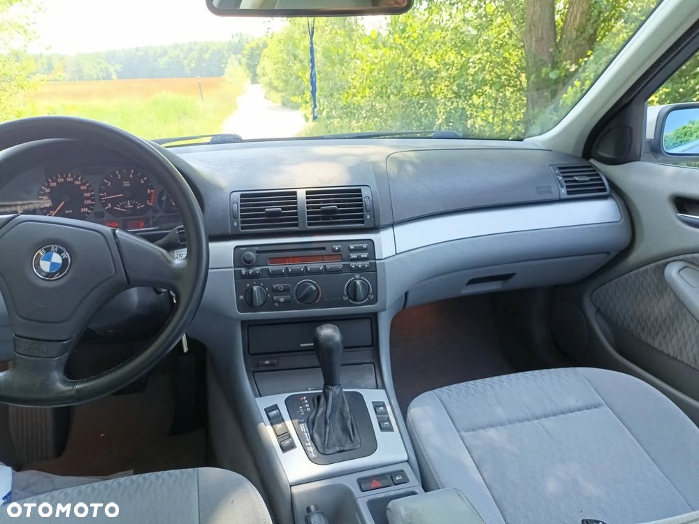 BMW Seria 3 - 24