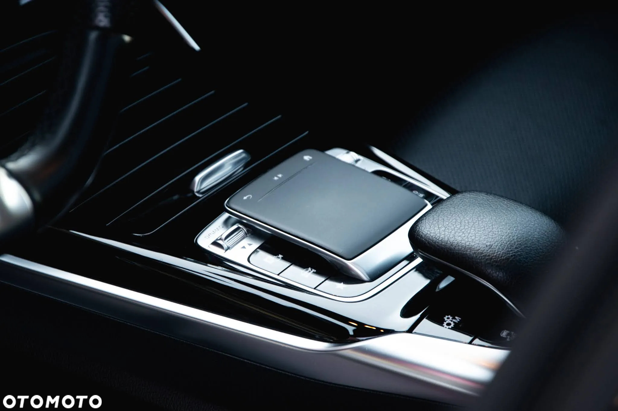 Mercedes-Benz CLA AMG 35 4-Matic 7G-DCT - 11