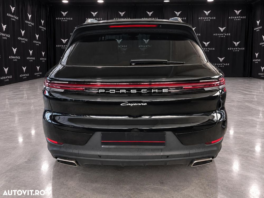 Porsche Cayenne - 4