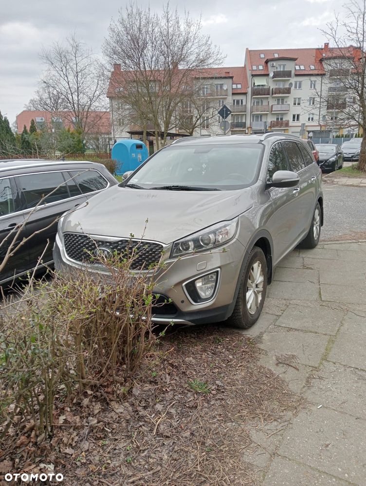 Kia Sorento 2.4 GDI M 7os - 2