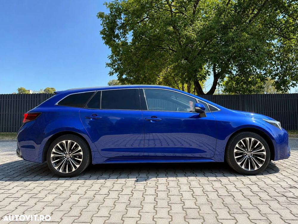 Toyota Corolla - 7