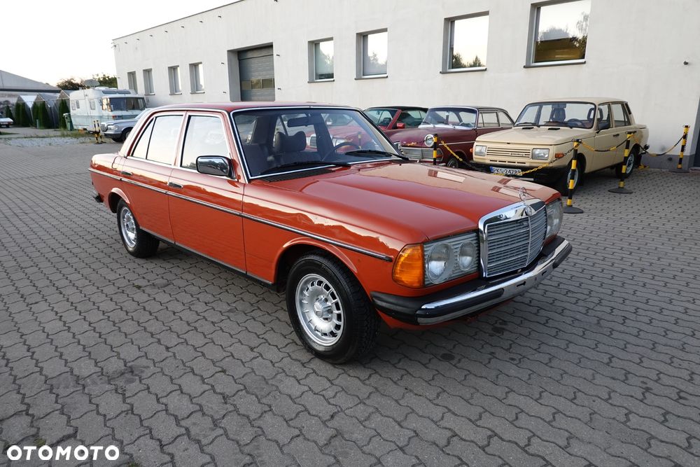 Mercedes-Benz W123