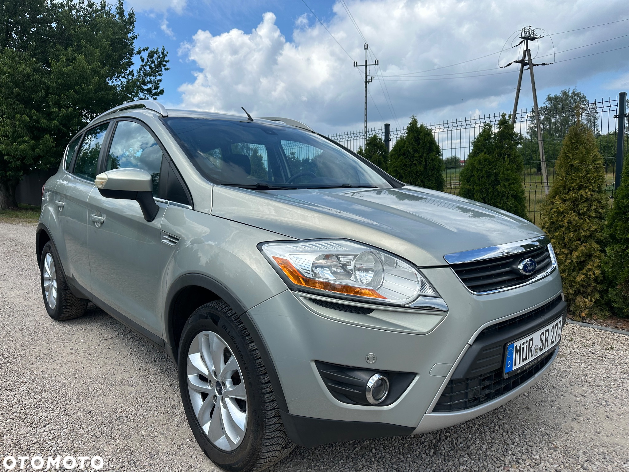 Ford Kuga 2.0 TDCi 2x4 Titanium - 2