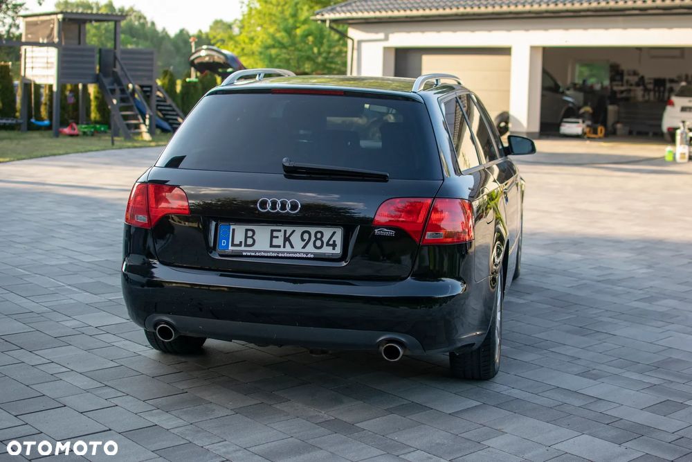 Audi A4 Avant - 13