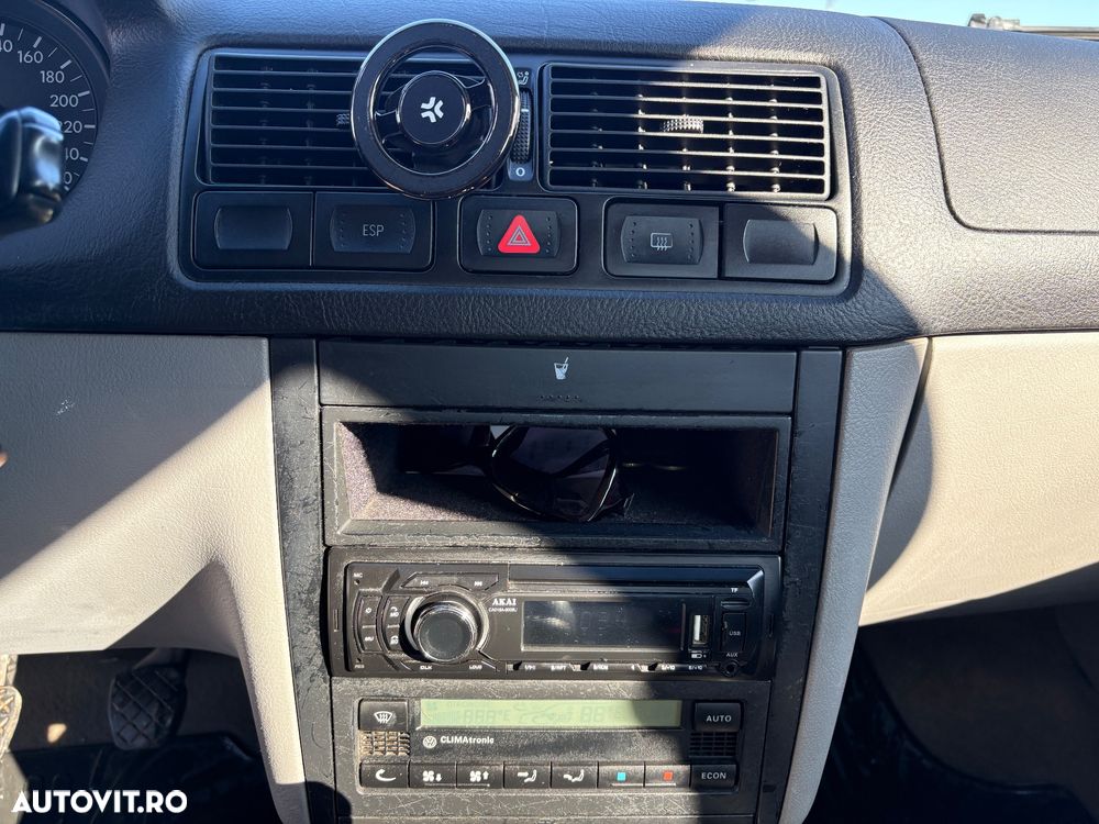 Volkswagen Golf CL - 12