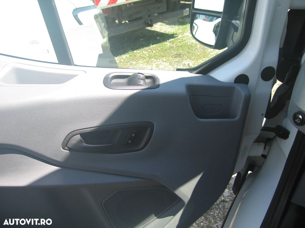 Ford TRANSIT . 6 Loc. PLATFORMĂ MIXTĂ . AC - 17